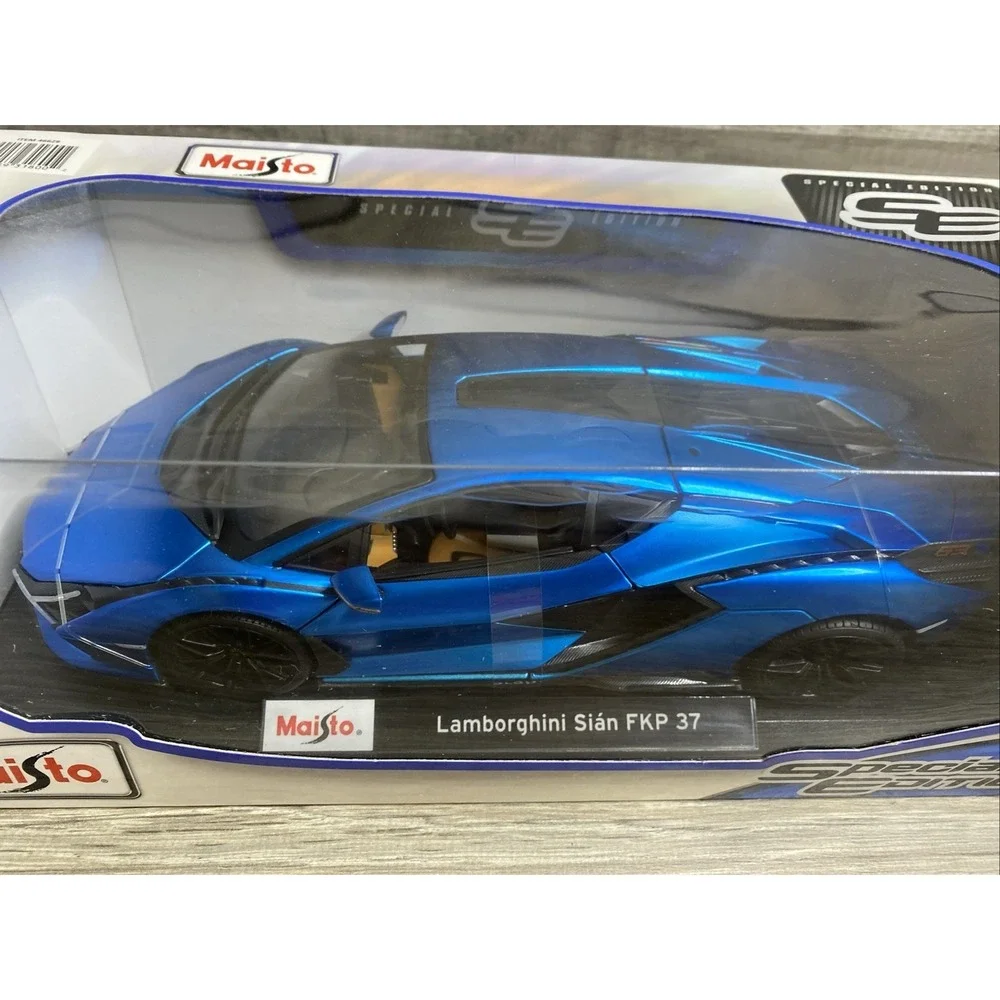 Maisto Special Edition 1:18 Scale Die-Cast Lamborghini Sian FKP 37 In Blue Lambo